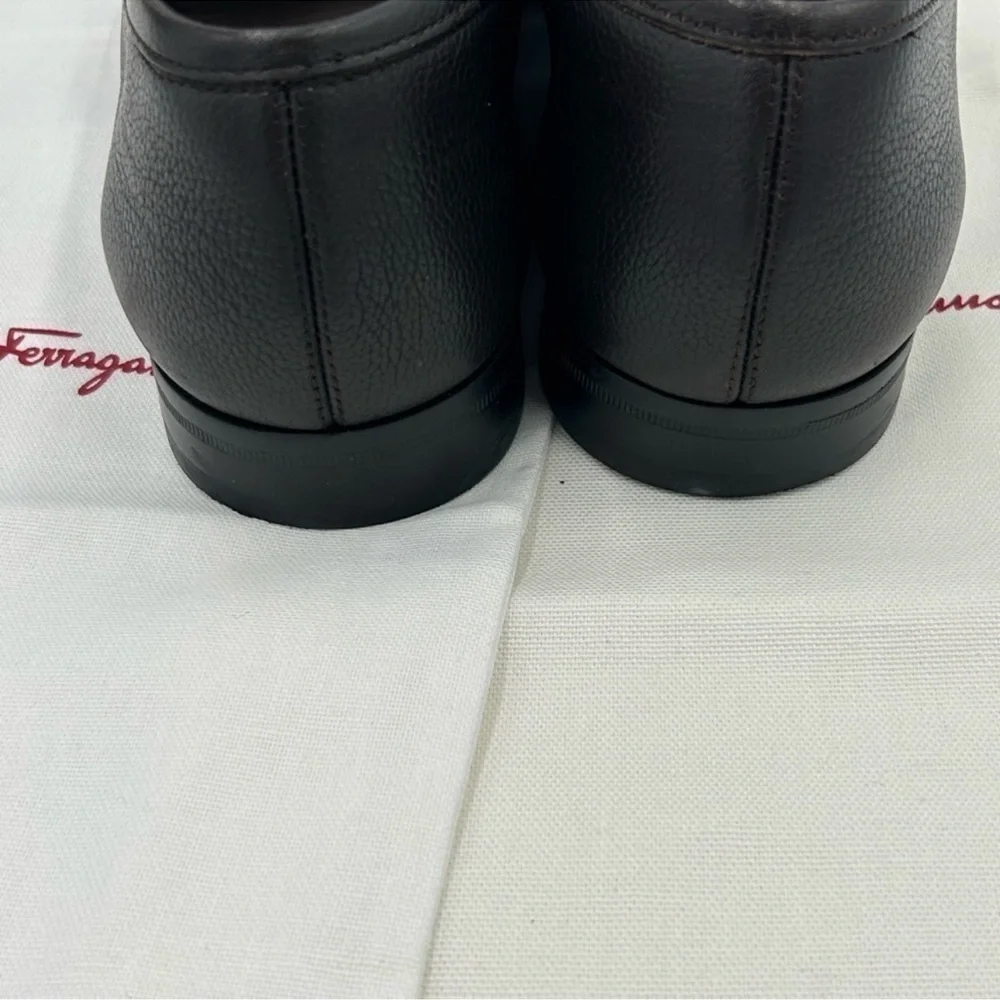 Men’s Salvatore, Ferragamo Gancini leather loafers size 9E made in Italy